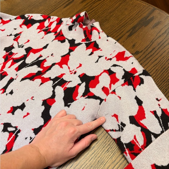 Anthropologie Mock Neck Floral Lizzy Knit Sweater Size Small Red Gray & Black - Picture 12 of 12